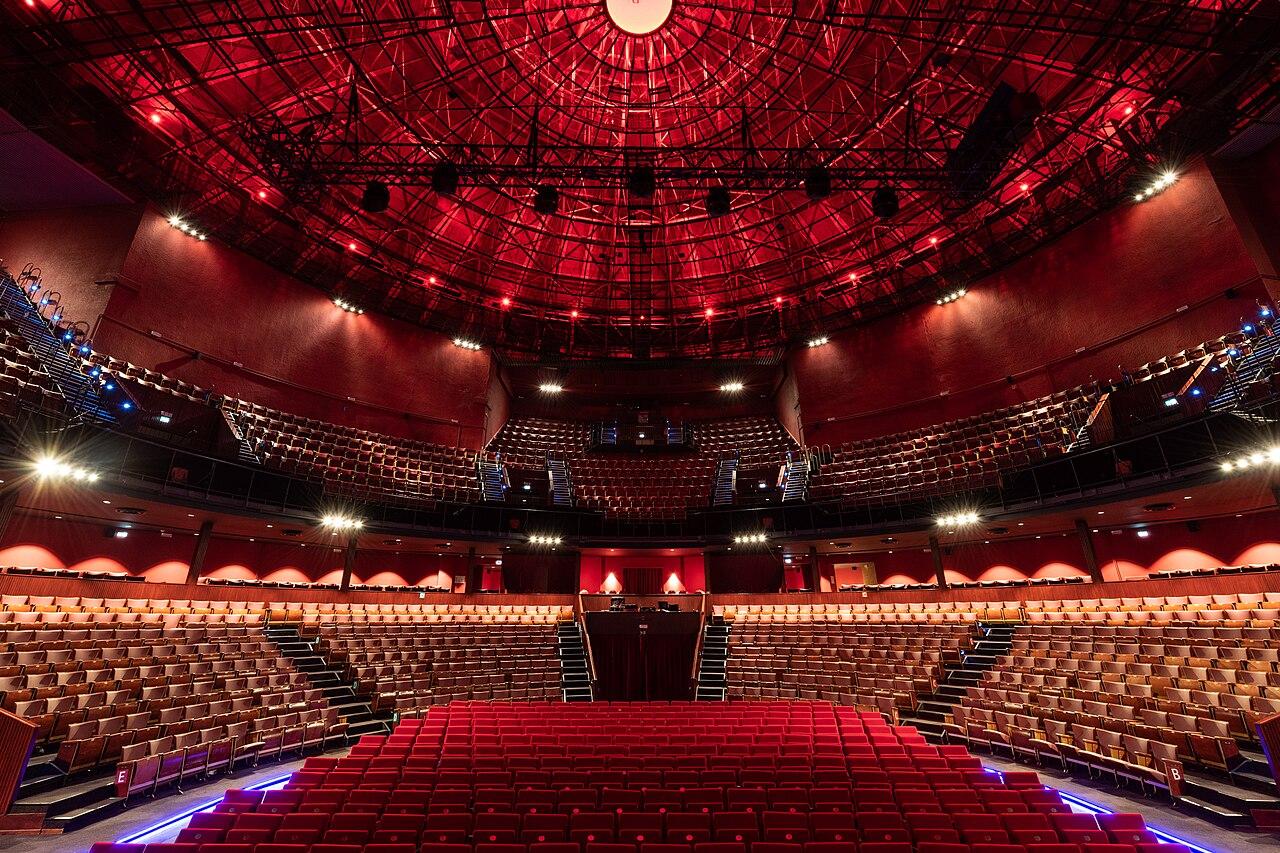 Cirque Royal