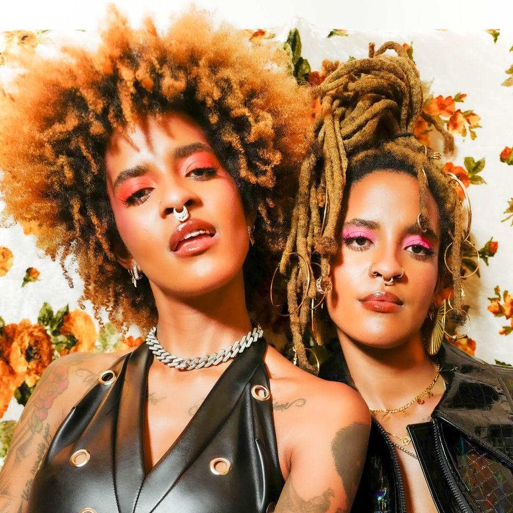 Coco & Breezy