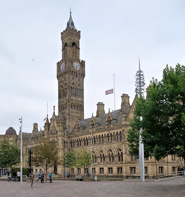 Bradford Live